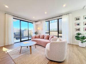 Modern Family St Heliers Stay 4BR & 1 Study vs AC - 4hvězdičkové hotely ve městě Auckland