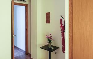 Awesome Apartment In Bellreguard