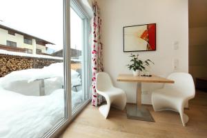 Die Dorfvilla - Includes Tauern Spa Kaprun Wellness Access 13 km away