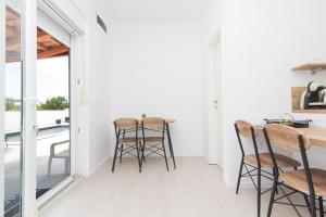 Family friendly house with a swimming pool Sabunike, Zadar - 24804