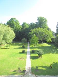 B&B / Chambres d'hotes Bed & Breakfast Chateau Les Cedres : photos des chambres