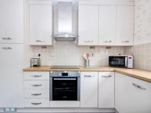 58 Moray Park