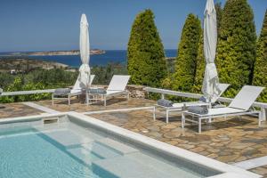 Villas Agia Irini Cove
