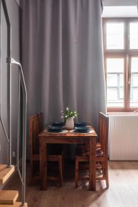 Loretas Roses Apartment Krakow Old Town