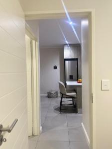 Sandton Grand 2-Bed at Middle 1