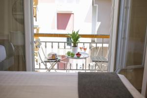 KK Athens Fine Stay-Steps to Metro-Modern & Cozy Apartments