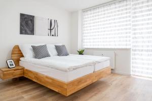 Apartmoments Jazero - 2 Bedrooms, Free Parking