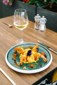 Hotels Les Violettes Hotel & Spa : photos des chambres