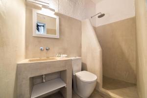Artemis Suites Santorini Greece