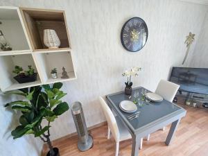 Appartements Appartement Fontaine : photos des chambres