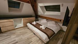 LE CHÂTEAU GRANDCLEMENT à Villeurbanne aux portes de Lyon, lécrin insoupçonné