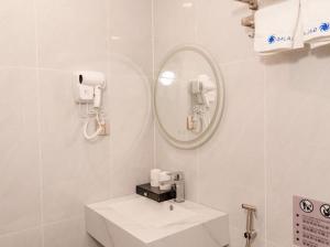 Galaxy Hotel Móng Cái