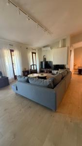 villa King Filippos by the sea