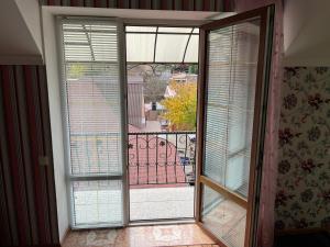 Затишні Апартаменти біля Софіївки 2й поверх