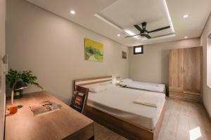 Family room- Hoan Kiem Lake-Elevator- Old Quarter -Garden view