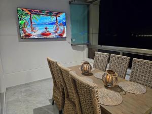 First line VIP tree bedrooms with spectacular view