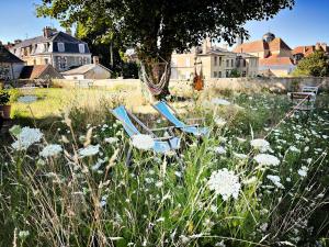 Maisons d'hotes La Tour Beurdelaine : photos des chambres