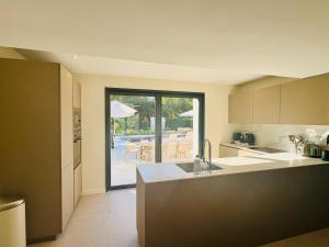 Villas L-Esprit Sud, 4 Suites & Piscine : photos des chambres