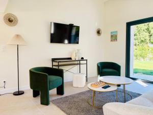 Villas L-Esprit Sud, 4 Suites & Piscine : photos des chambres