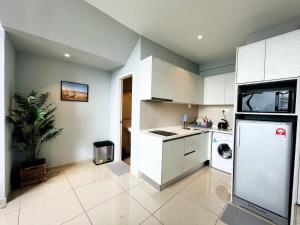 Tranquil Homes at i-City - WiFi TV Box & 1 Carpark