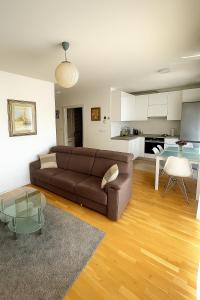 Lucky Place Apartment - Žumberačka with Free Private Parking