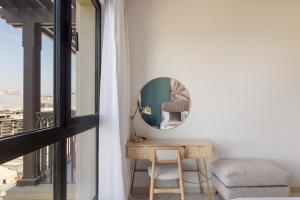 Spacious 1BD, City View, Pool & Beach access