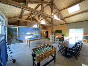 Location vacances maison avec piscine sauna spa proche plages