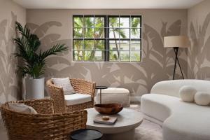 Luxe Retreat With Private Pool - The June villa