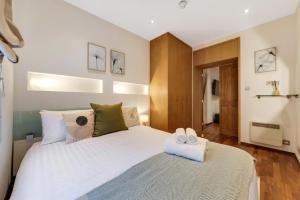 London 1BR walk to Marble Arch tube, Hyde Park, Edgware Road with free Wi-Fi