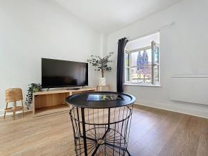 Tour dAuvergne - Appartements en plein centre ville, proche de la cathédrale et de la place de Jaude