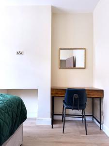 Long Stay Large 4BR close to City Centre