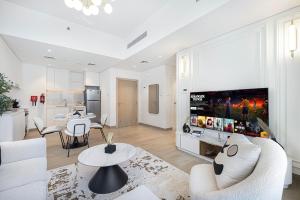 Stylish Apartment - Private Beach - Port de La Mer