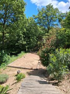 Rez de Jardin dune Bastide VILLA LA GARDI avec Piscine privée