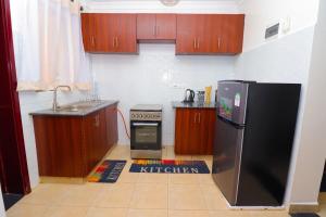 Modern 3BR Apartment near JKIA and SGR with Free Parking