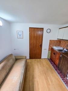 Vikendica ENSO Roge Serbia