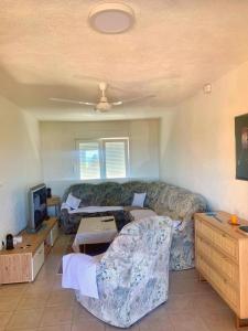 Spacious Home with Stunning Mountain and Sea Views , Bar, Dobre Vode Montenegro