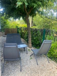 Maisons de vacances Gites Le Mas du Vieux Chene : photos des chambres