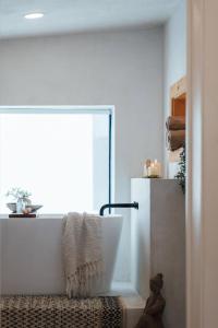 New Private Boho Retreat w Cowboy Pool, Hot Tub