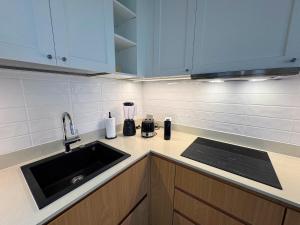 Laguna Beachside Residences by Beringela