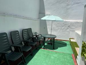 Apartamento nuevo con piscina en el centro "Doña Paca-Ronda"