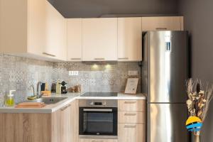 Pame Rentals - 2BD Modern Home Steps from Pasalimani