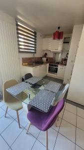 Appartements Apparte Cosy Avec Terrasse Et Parking : photos des chambres