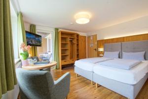 Double Room with Balcony room in Hotel Waldmann