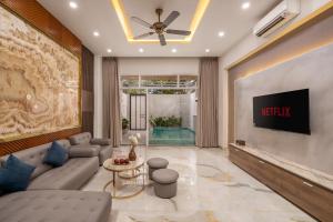 Aurora Villa - Near My Khe Beach & City Center by The Key