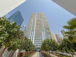 La Vie in Jumeirah Beach Residences - Private Beach & Sea Views