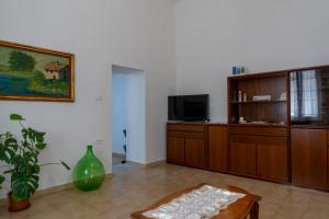 La Lanterna Del Sasso