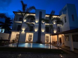 Sunny Bay Hotel