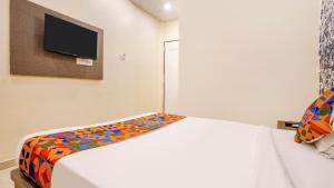 Glitz United-Boomerang & Powai IIT