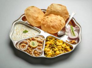 Glitz United-Boomerang & Powai IIT