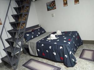 Affordable bedspacer good for 8 with breakfast